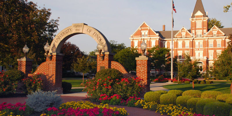 Medium old main arch